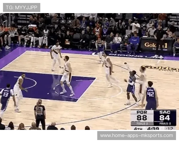 NBL新秀后撤步跳投连续得分展现手感火热 NBL新秀后撤步跳投连续得分展现手感火热