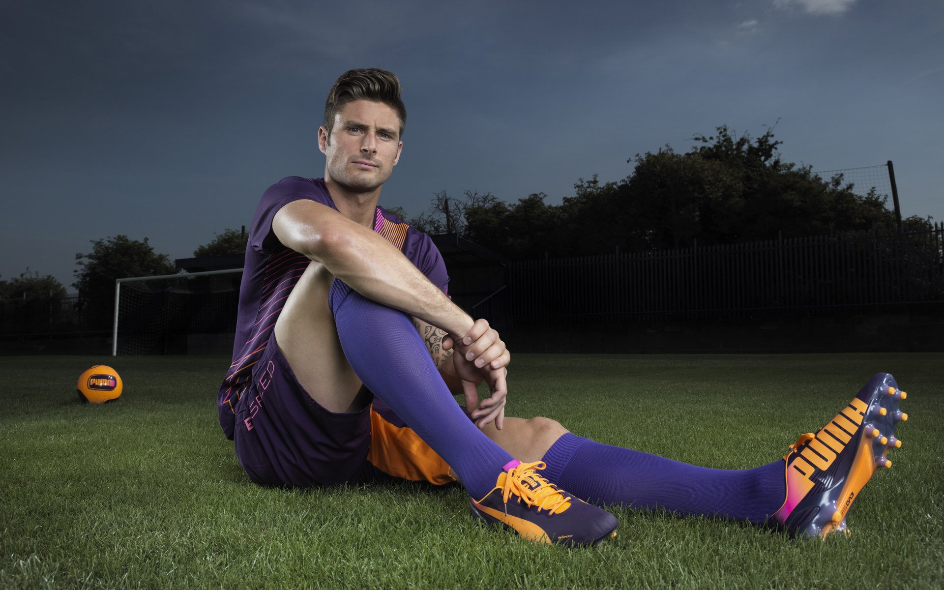 2026年世界纵坡登高跑锦标赛 超高层建筑竞速打破爬楼纪录