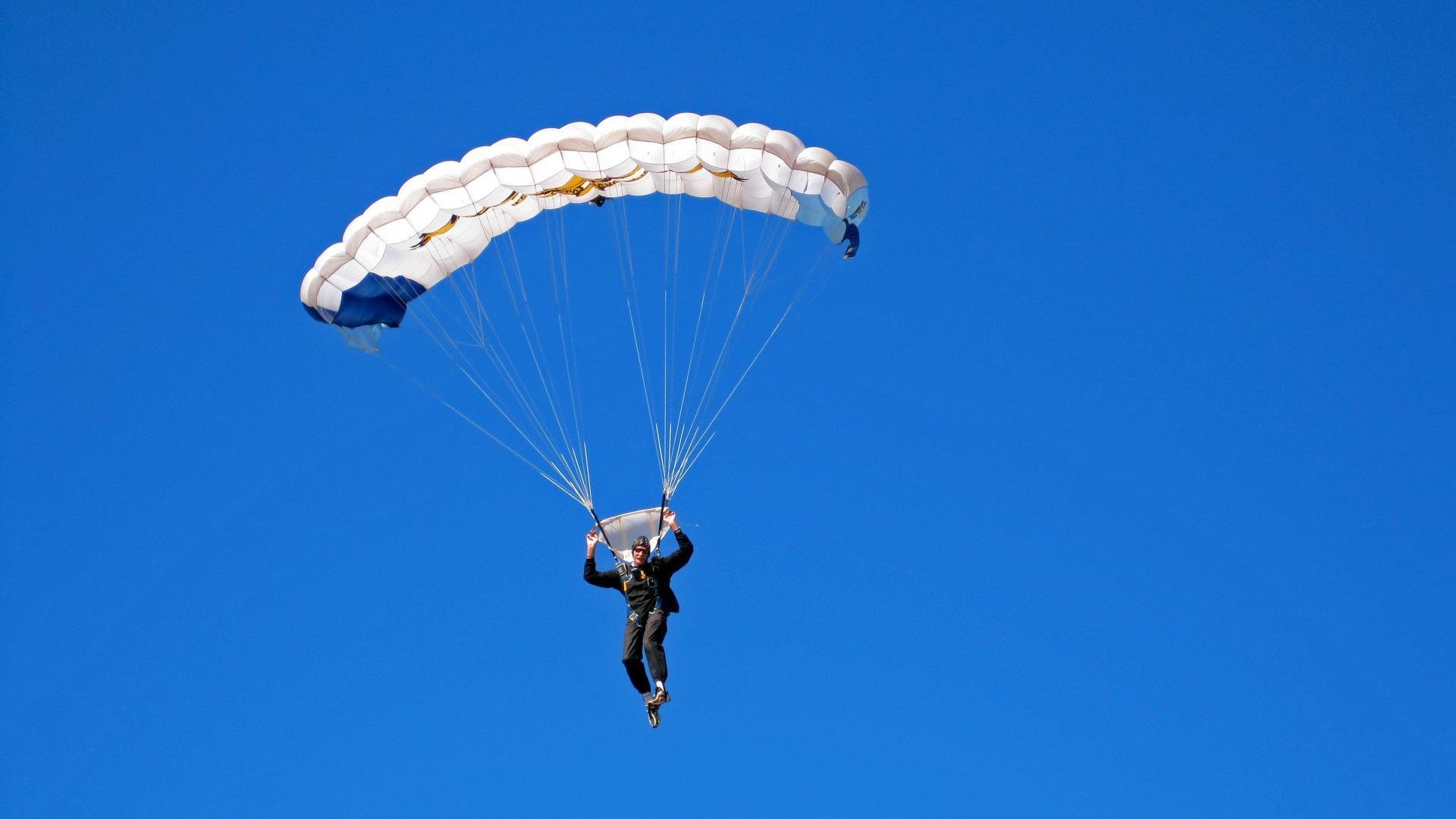 国际马拉松巡回：赛事城市联动提升国际影响力，国际马拉松举办地点